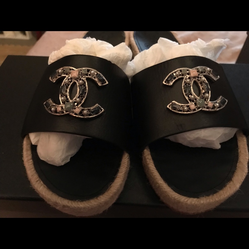 SOLD!!! Chanel Espadrilles Sandal - Picture 8 of 8